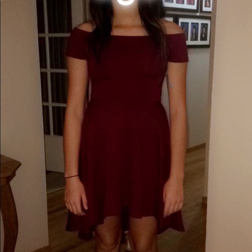 Off the shoulder dresss